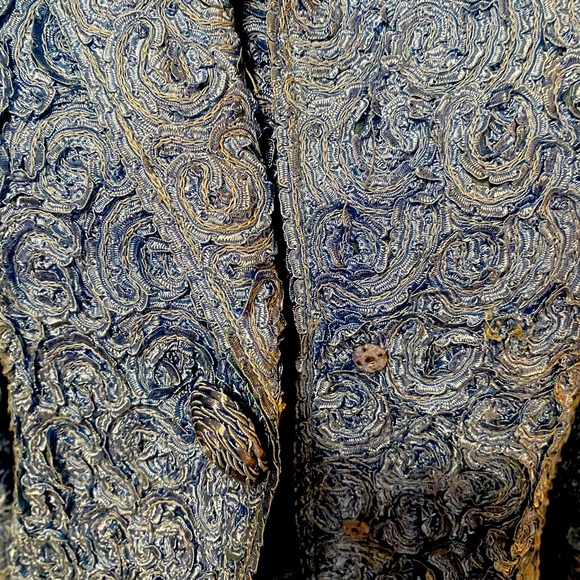 Vintage Riviera International Ribbon Suit - Picture 3 of 9